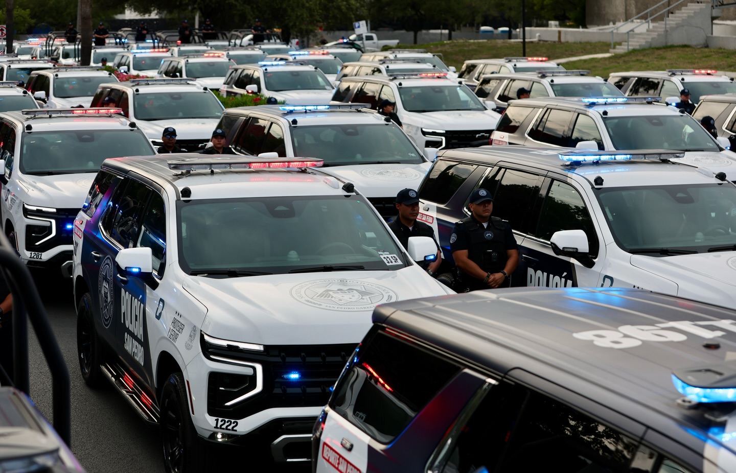 Gobierno de San Pedro entrega 105 nuevas patrullas para reforzar seguridad
