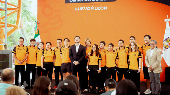 Samuel García inaugura Centro Acuático ‘Osmar Olvera Ibarra’