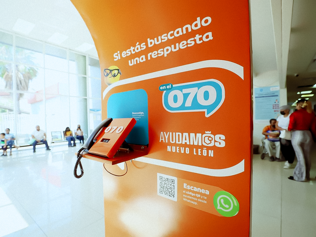 El servicio 070 activa atención en inglés para visitantes del Mundial