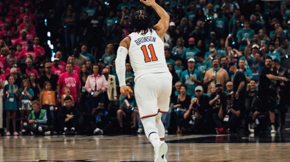 NBA: Los Knicks vienen de atrás para ganar el primer juego de las Finales ante los Spurs