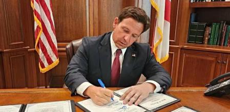 Gobernador Ron DeSantis firma ley que limita aumento de impuesto a la propiedad en Florida