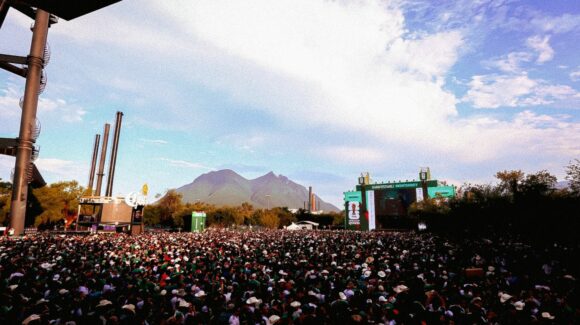 Más de 100 mil personas abarrotan el FIFA Fan Fest en Parque Fundidora de Monterrey