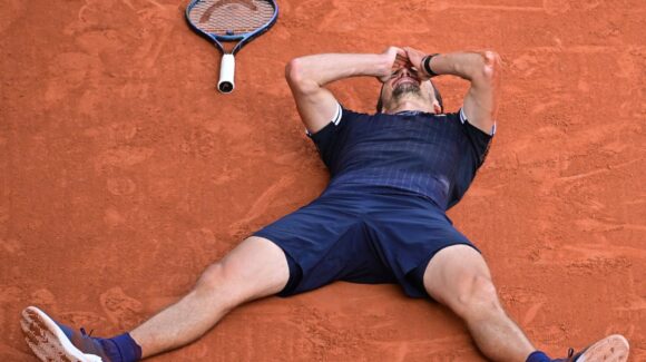 Roland Garros: Alexander Zverev por fin se corona tras vencer a Flavio Cobolli