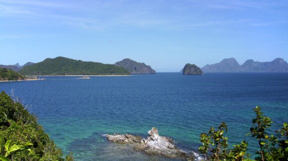 China despliega torre meteorológica de 100 metros en el mar Meridional para predecir ciclones