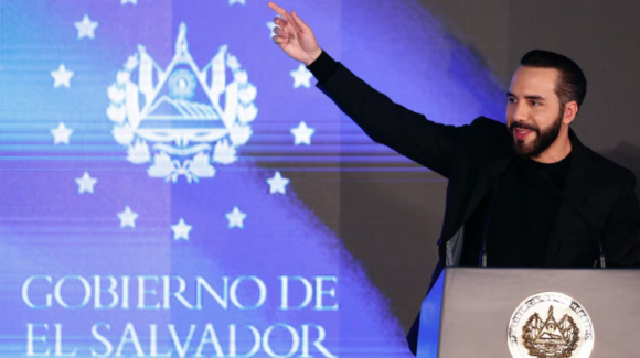 Nayib Bukele registra precandidatura para un tercer mandato en El Salvador