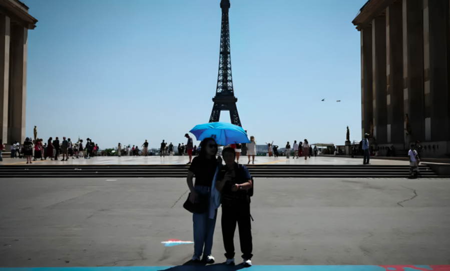 Francia activa alerta roja por ola de calor extrema
