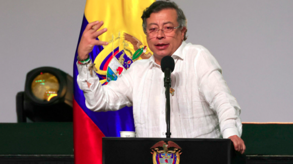Gustavo Petro insiste en que hubo irregularidades durante las elecciones en Colombia
