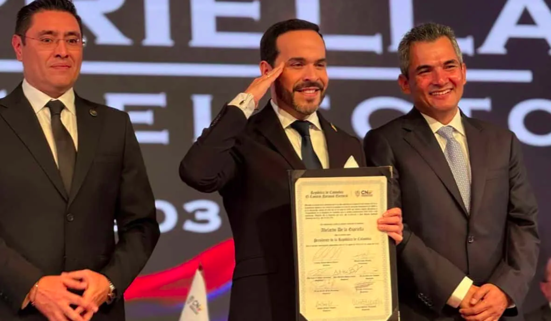 Abelardo de la Espriella recibe credencial como presidente electo de Colombia