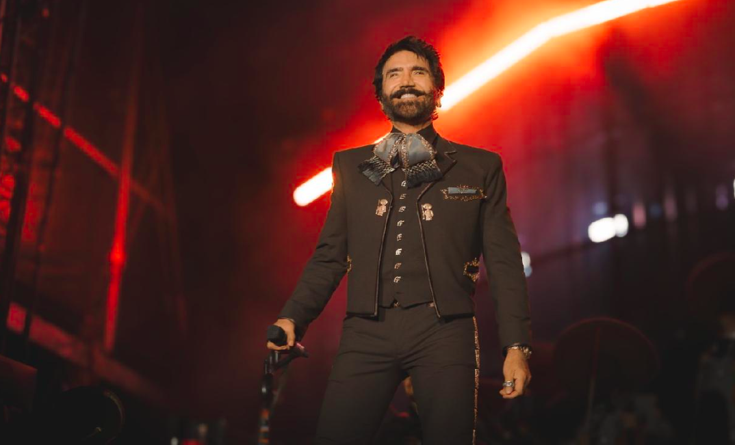 Alejandro Fernández conquista en La Minerva en Guadalajara con 270 mil fans