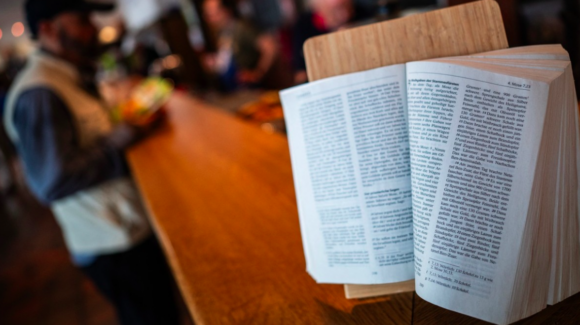 Texas aprueba lecturas obligatorias de la Biblia en escuelas públicas