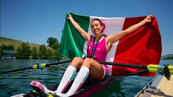 Kenia Lechuga conquista el oro en la Copa del Mundo de Remo de Lucerna