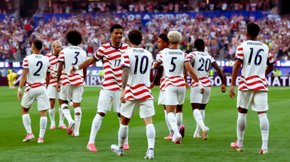 EU debuta con autoridad: goleada 4-1 ante un desdibujado Paraguay