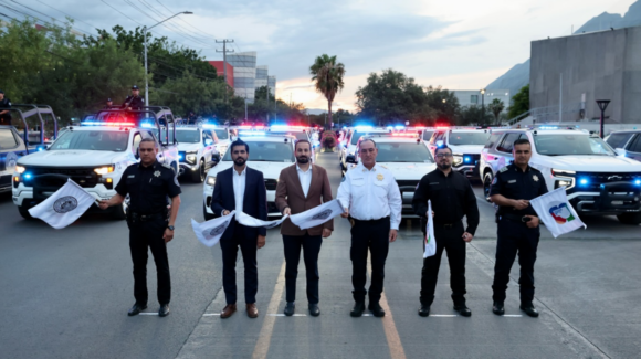 Gobierno de San Pedro entrega 105 nuevas patrullas para reforzar seguridad