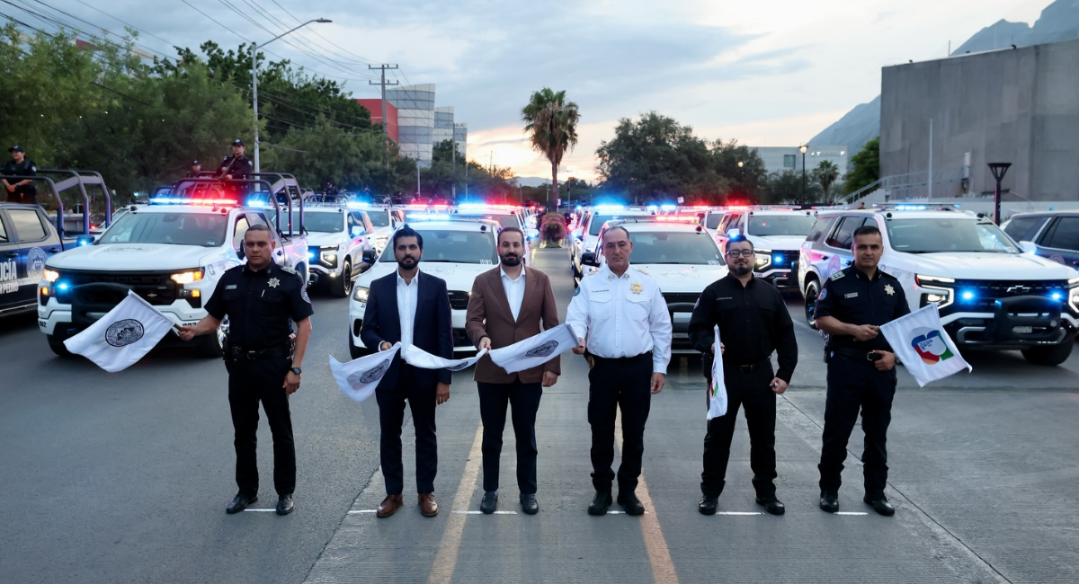 Gobierno de San Pedro entrega 105 nuevas patrullas para reforzar seguridad