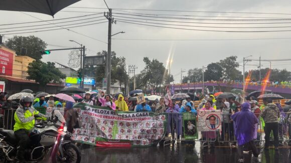 Madres buscadoras exigen destitución de funcionarios de CDMX tras enfrentamiento con policías