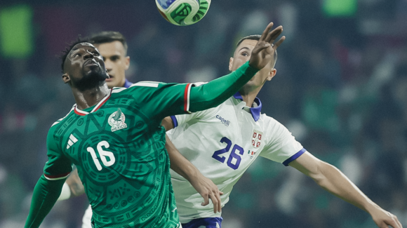 México cierra su preparación mundialista con contundente goleada 5-1 ante Serbia