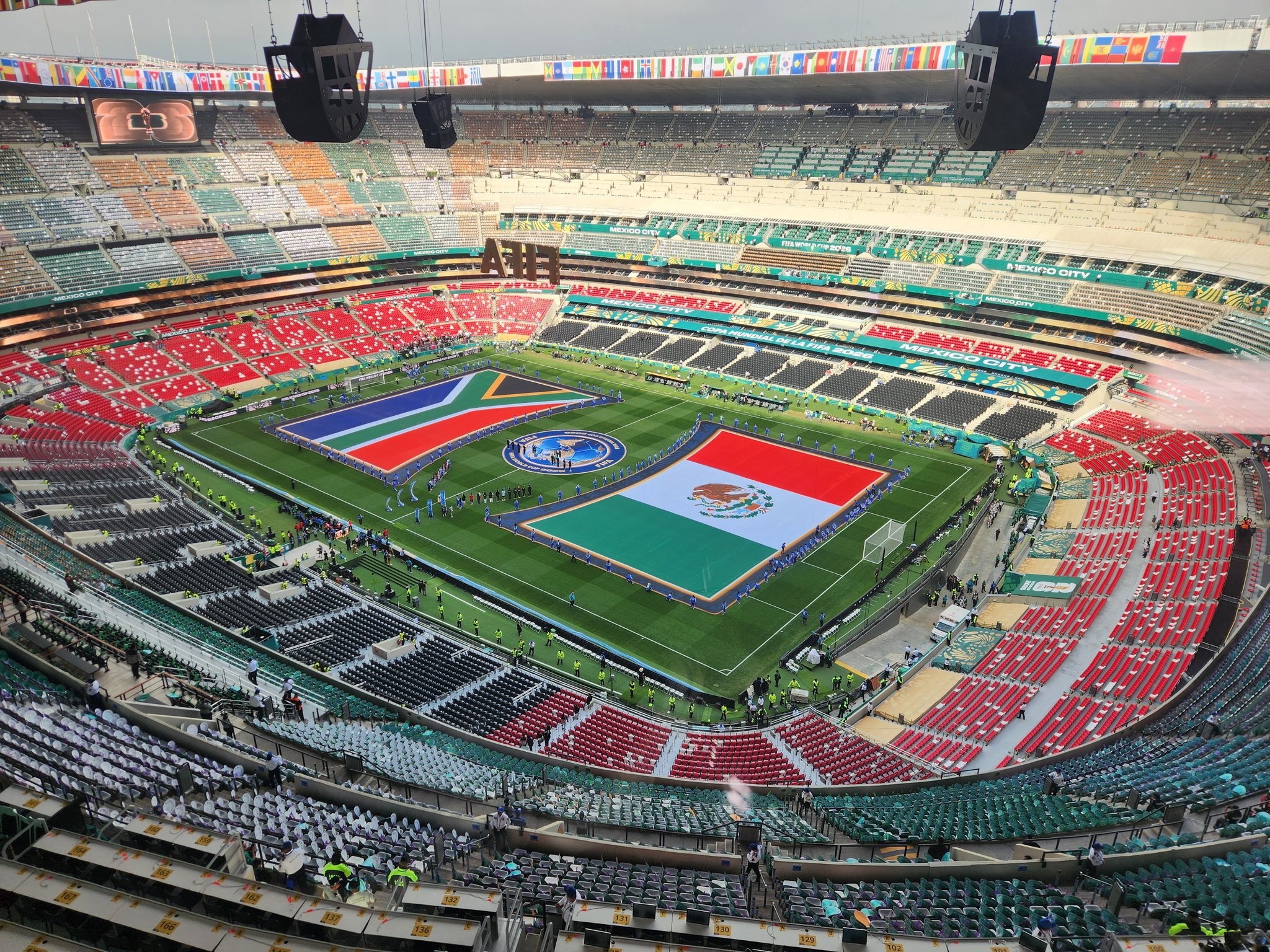Miles de aficionados ya están llegando al Estadio Ciudad de México para la inauguración