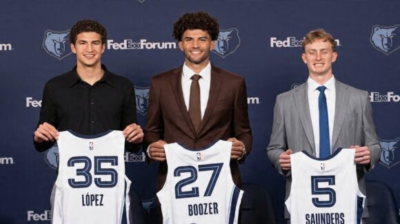 NBA: El mexicano Karim López ya fue presentado con los Memphis Grizzlies
