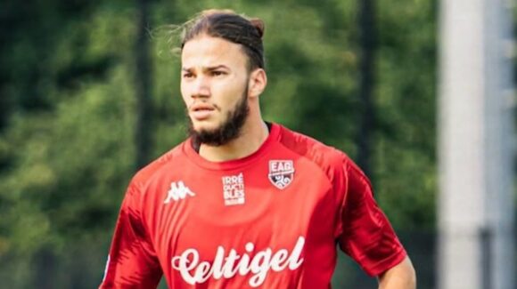 Futbolista francés de 21 años muere ahogado en río prohibido cerca de Lyon