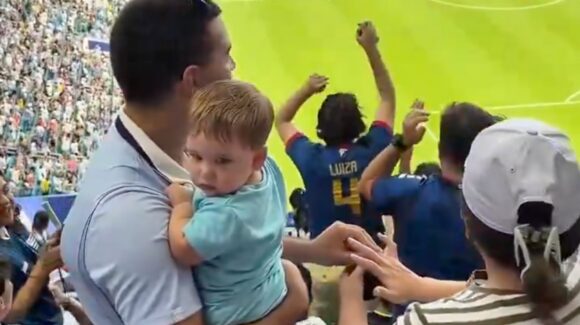 VIDEO: Propone matrimonio en partido de Uruguay vs Cabo Verde y vive momento inesperado en el Mundial 2026