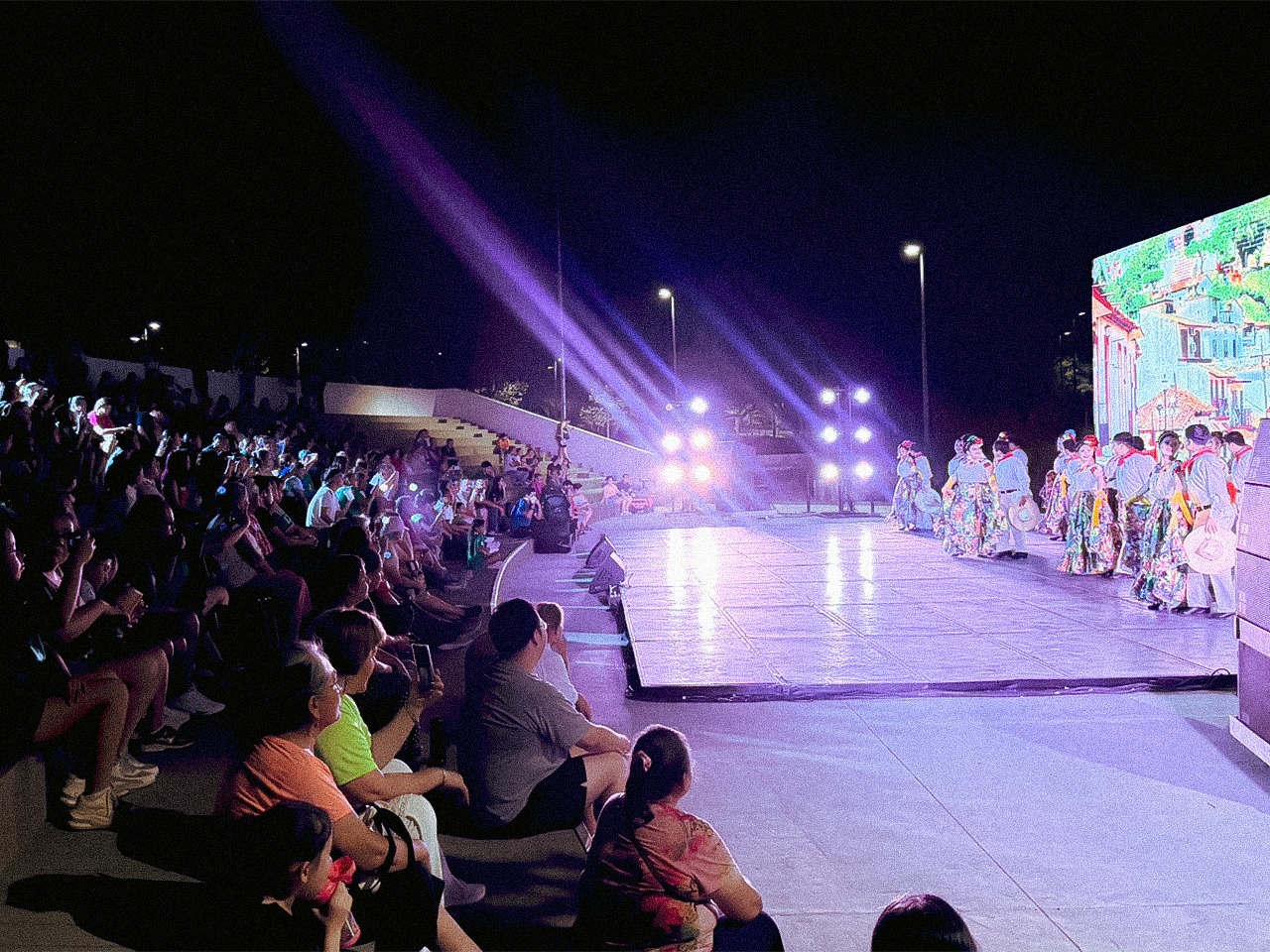 Secretaría de Cultura de Nuevo León realiza jornadas folclóricas en el Pabellón del Parque del Agua