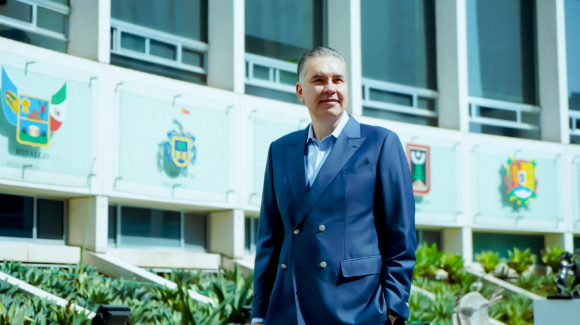 Waldo Fernández presenta solicitud de licencia al Senado; buscará la candidatura al gobierno de Nuevo León