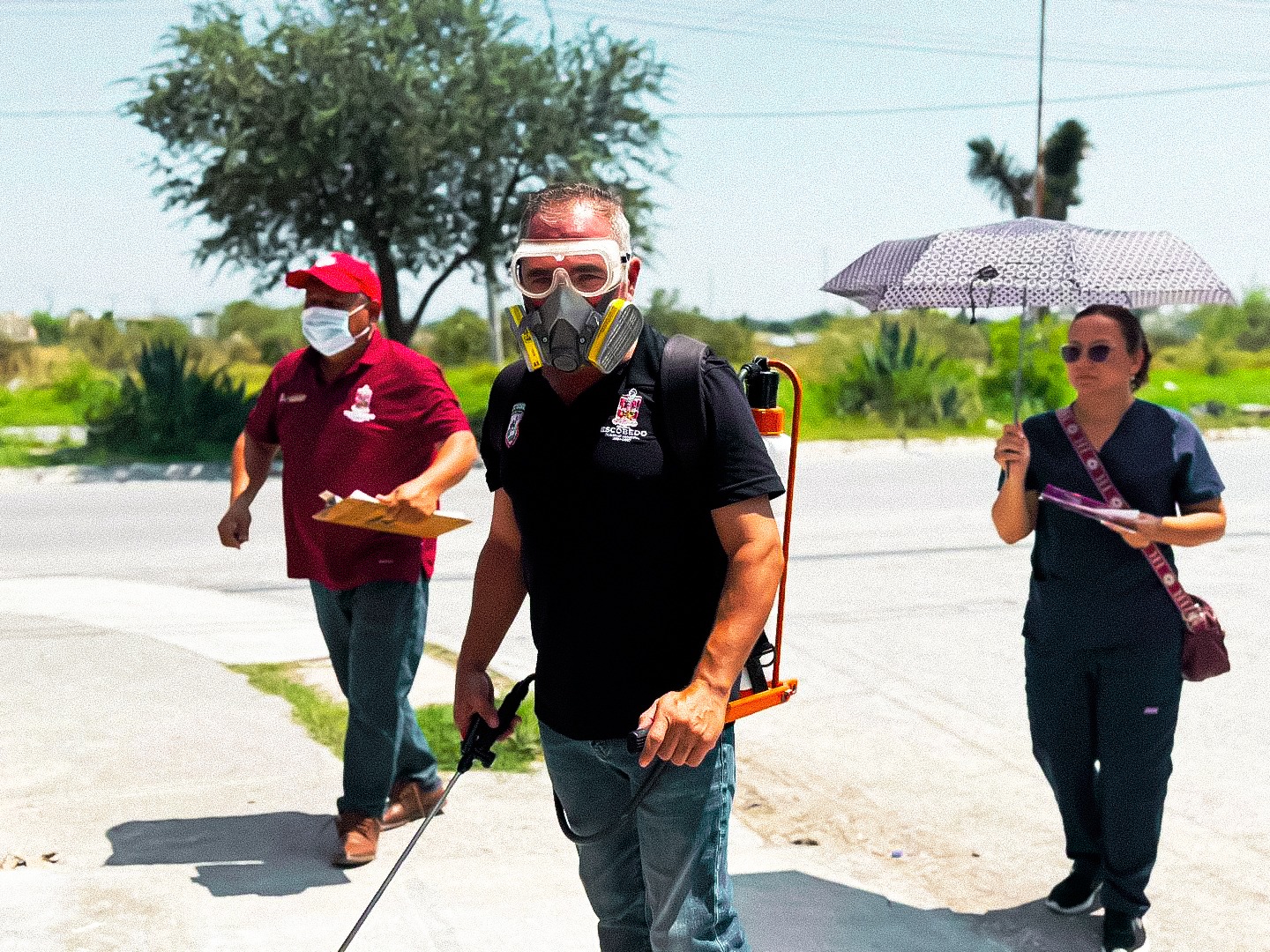 En Escobedo, Nuevo León, despliegan operativo integral contra mosquitos, pulgas y garrapatas