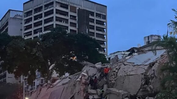 Terremotos de magnitud 7.2 y 7.5 sacuden Venezuela; se registraron con 39 segundos de diferencia