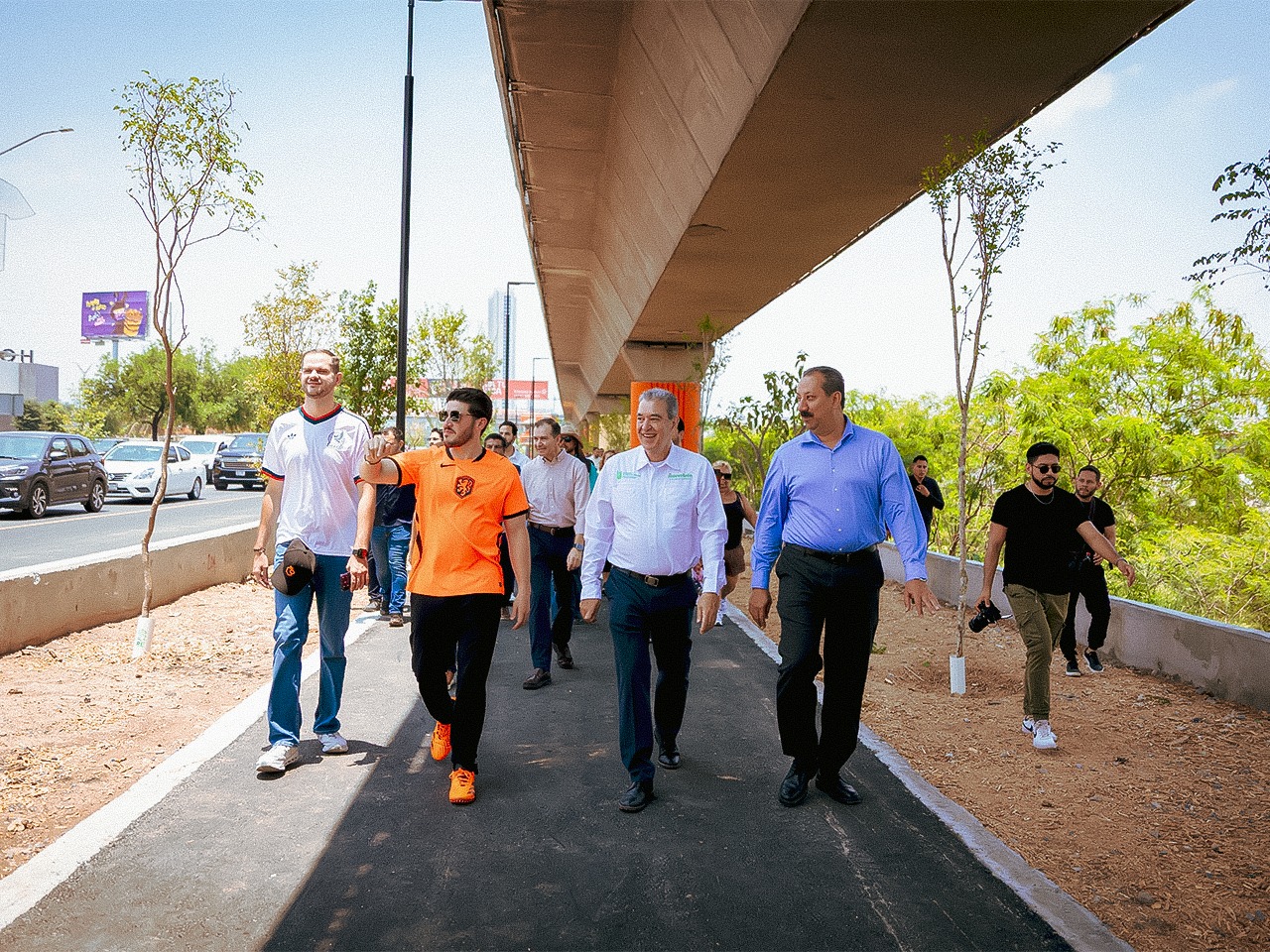 Inaugura Samuel García el Circuito 3 del Parque Lineal Palacio Federal