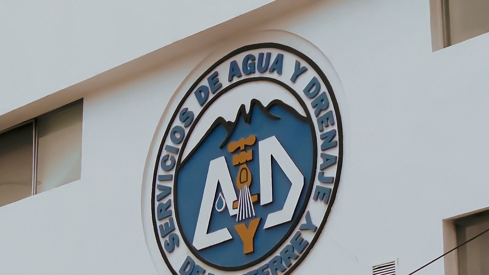 Agua y Drenaje de Monterrey mantiene labores de servicio y monitoreo constante en el municipio de García