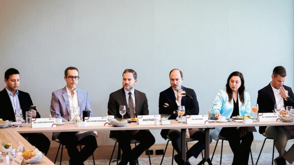 Secretaría de Medio Ambiente de Nuevo León detalla avances ambientales ante el sector inmobiliario