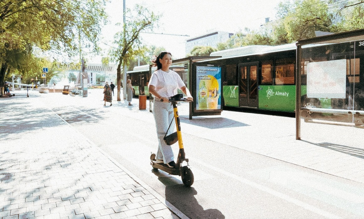 Monterrey implementa nuevo sistema de micromovilidad con scooters eléctricos