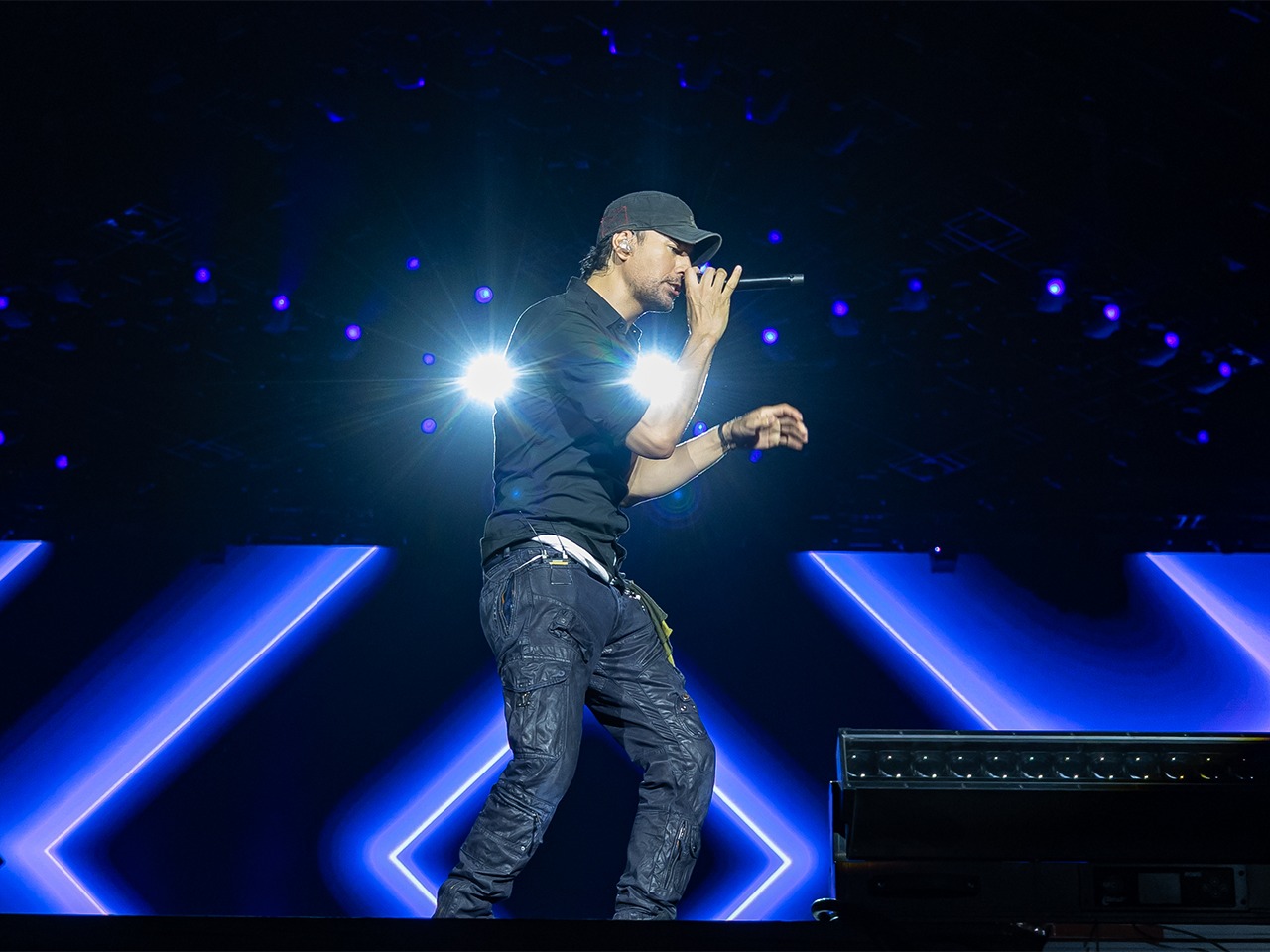 Enrique Iglesias ante 110 mil en Fan Fest