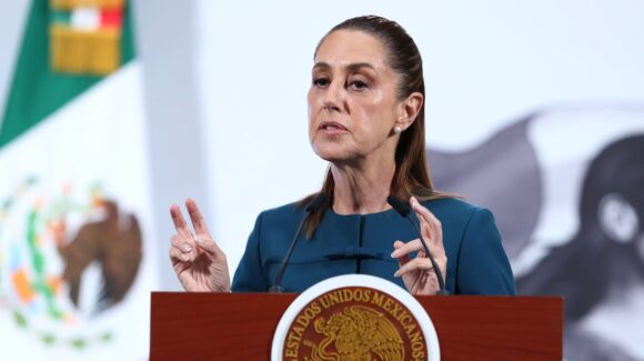 Sheinbaum dice que defenderá a las víctimas en alusión a la disputa entre Fernández Noroña y Grecia Quiroz