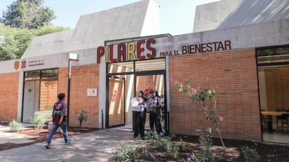 Universidad Autónoma Metropolitana y PILARES firman alianza educativa en la CDMX