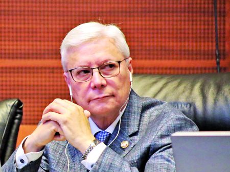 El exgobernador de Baja California, Jaime Bonilla, se deslinda de las filtraciones de Marina del Pilar Ávila