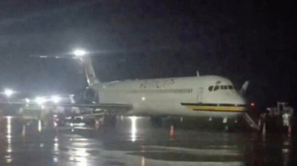 Rayo impacta en el Aeropuerto Internacional de Maiquetía de Venezuela y deja nueve heridos