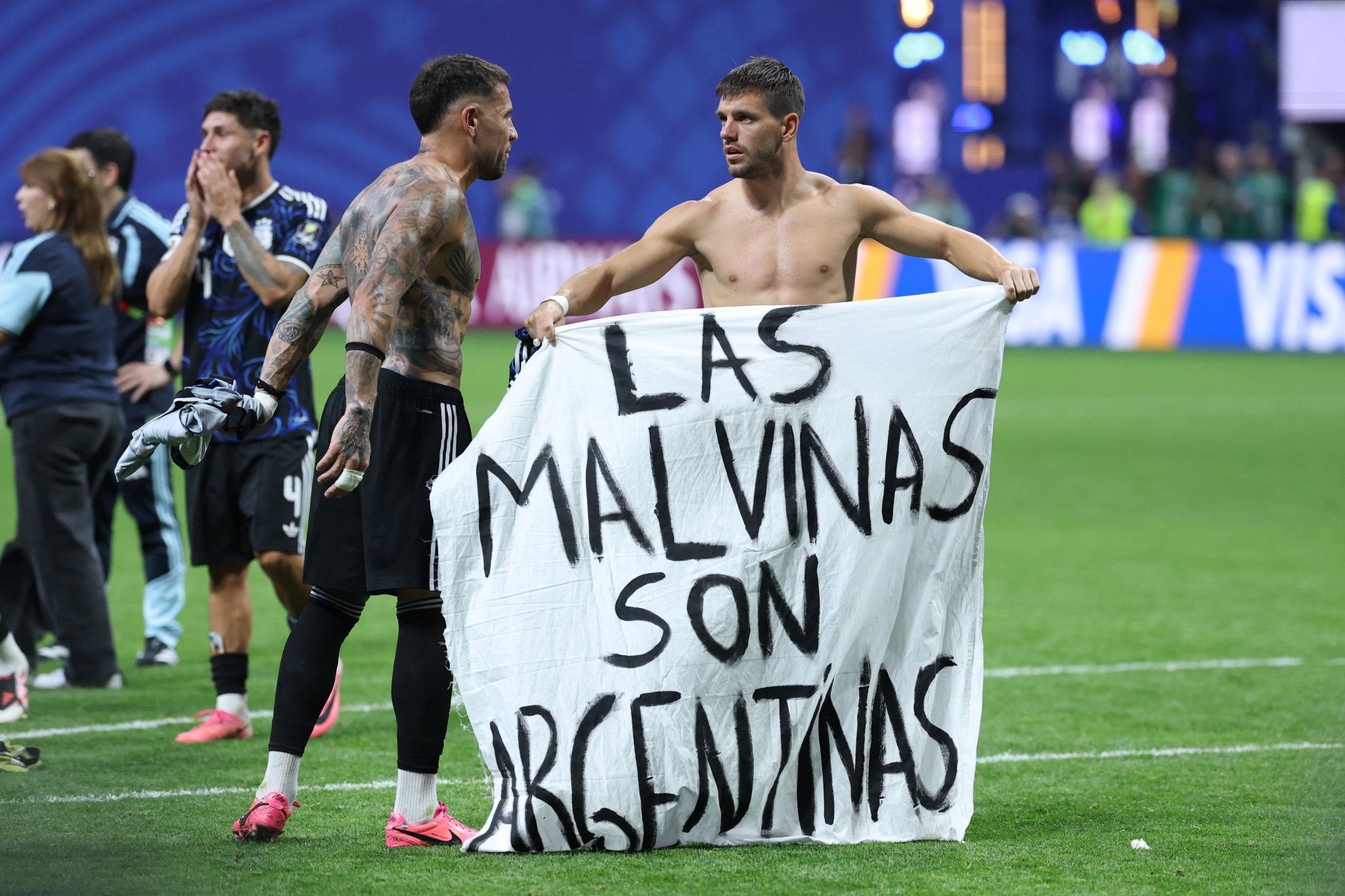 La FIFA abre proceso contra la Selección de Argentina por pancarta de Malvinas en el Mundial 2026