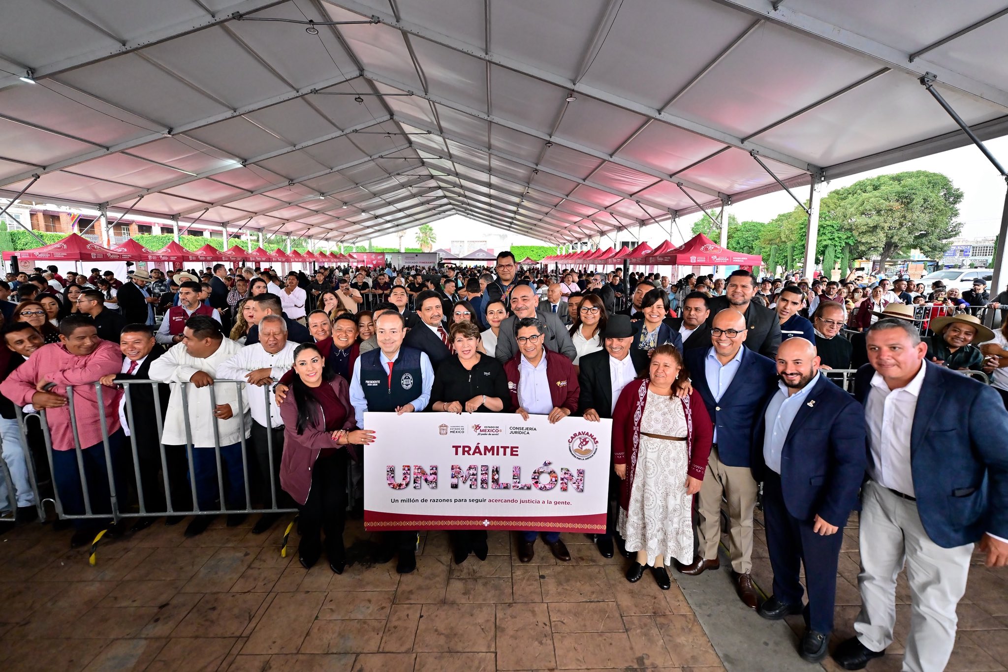 Gobernadora Delfina Gómez anuncia beneficio para 370 mil familias en Edomex con asesoría jurídica