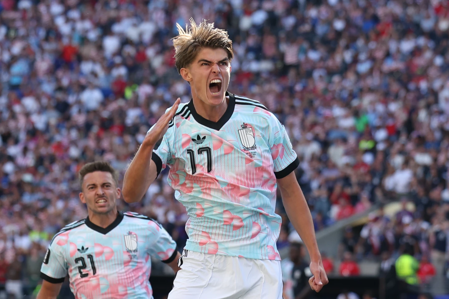 Bélgica golea a Estados Unidos y avanza a los cuartos de final; el mundial se queda sin anfitriones