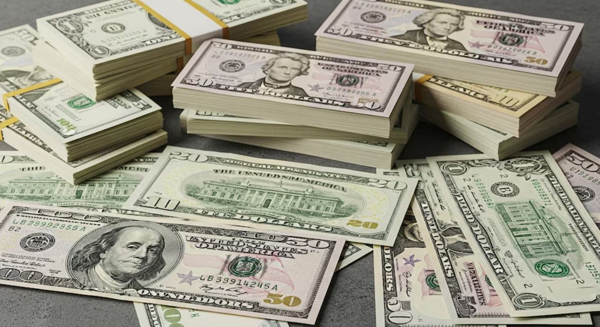 Precio del dólar hoy: Así cotiza frente al peso mexicano este 6 de julio de 2026