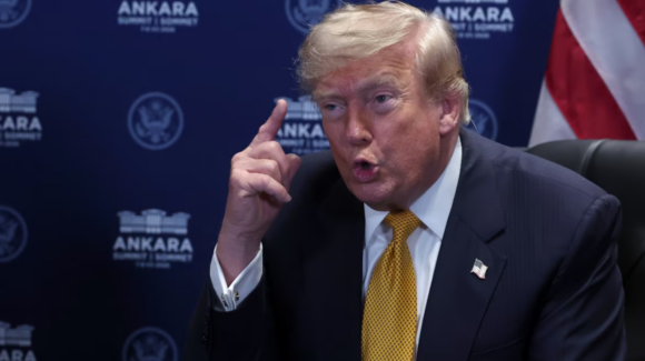 Trump cancela cuota para buques en el Estrecho de Ormuz y opta por acuerdos directos con países del Golfo Pérsico