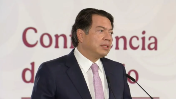 SEP abre debate sobre la IA y el uso de tecnologías en las escuelas de México
