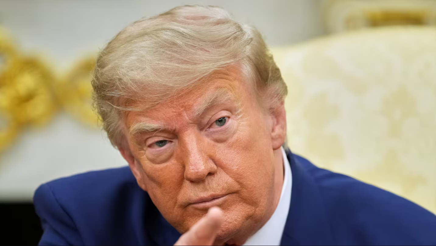 Trump afirma que Irán está “desesperado” por negociar y amenaza con nuevos ataques