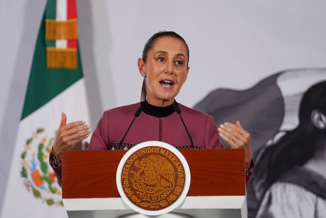 Sheinbaum celebra decisión del INE que limita al PRI por uso del término “narcogobierno”