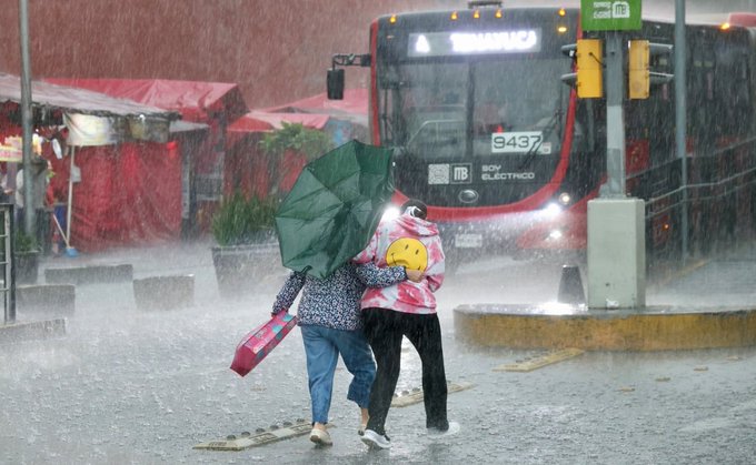 Conagua prevé chubascos para el domingo 5 de julio en Ciudad de México