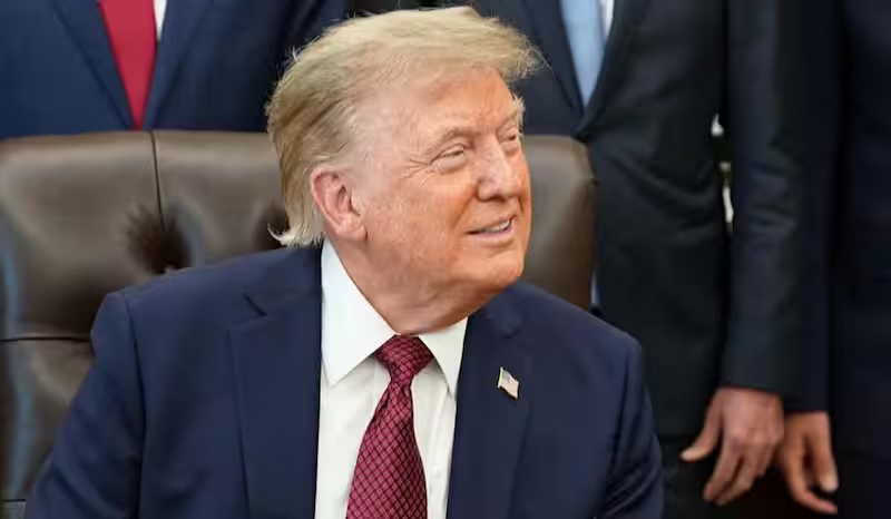 Donald Trump analiza aranceles a lechugas mexicanas tras brote de cyclospora