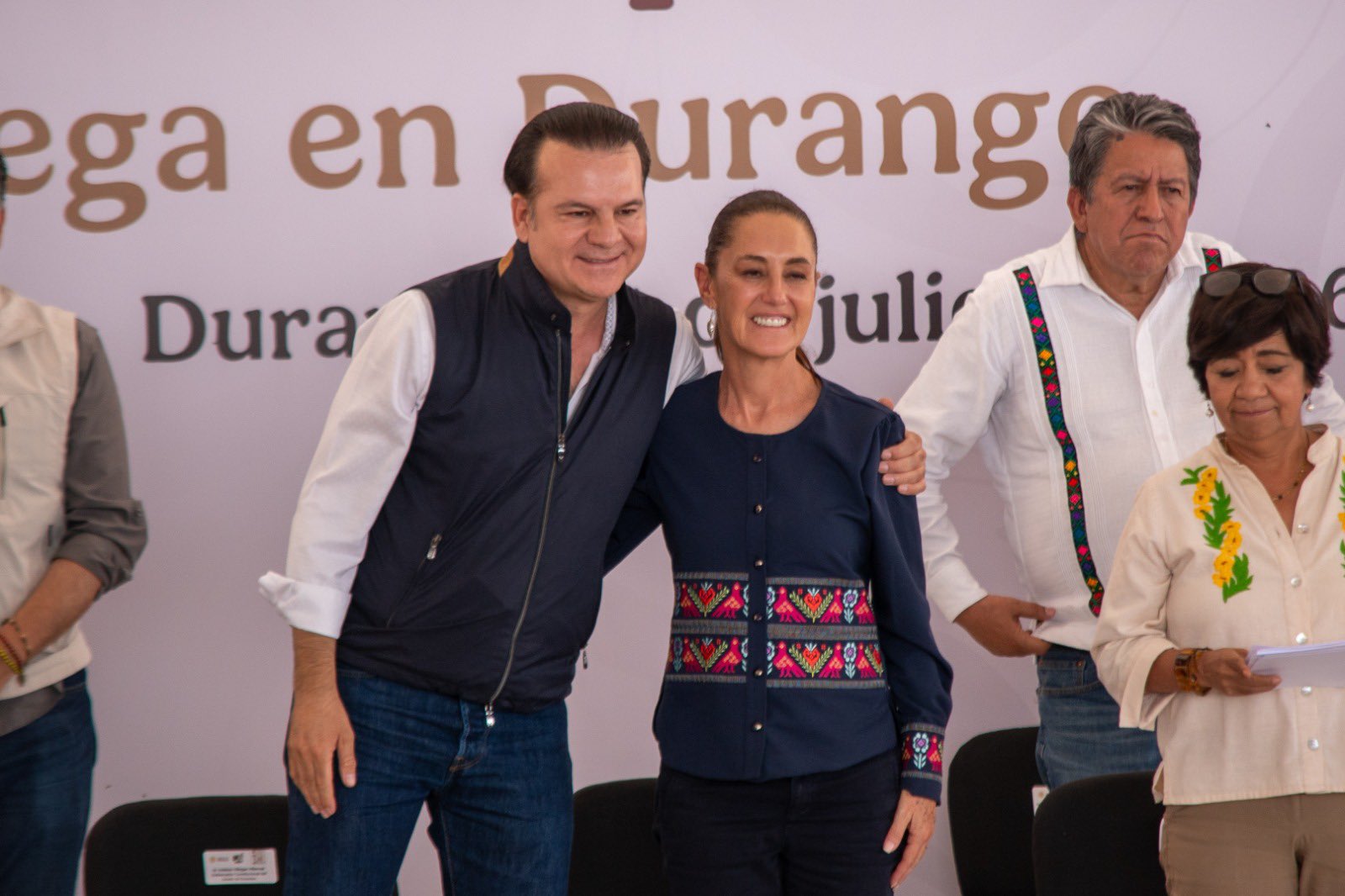 El gobernador Esteban Villegas reitera respaldo a Sheinbaum durante gira de trabajo en Durango