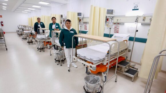 Caos en Hospital General de Xoco en la CDMX: Denuncian daños tras obras y lluvias