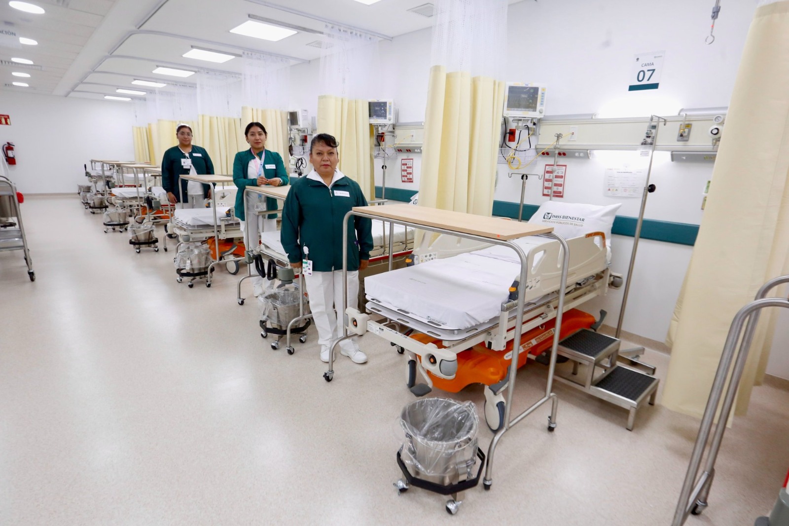 Caos en Hospital General de Xoco en la CDMX: Denuncian daños tras obras y lluvias
